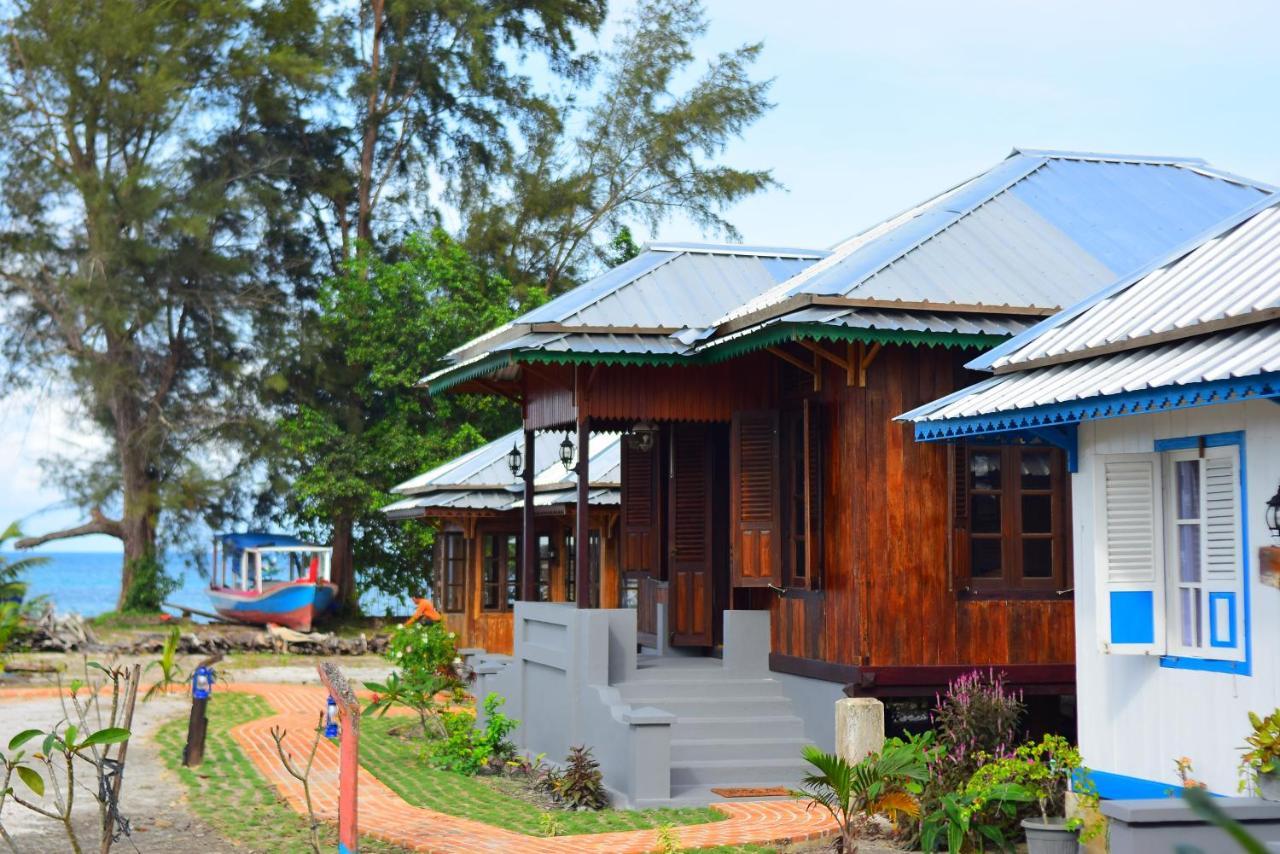 รอค แอนด์ เรค ไดฟ์ รีสอร์ต Hotel Tanjungbinga ภายนอก รูปภาพ