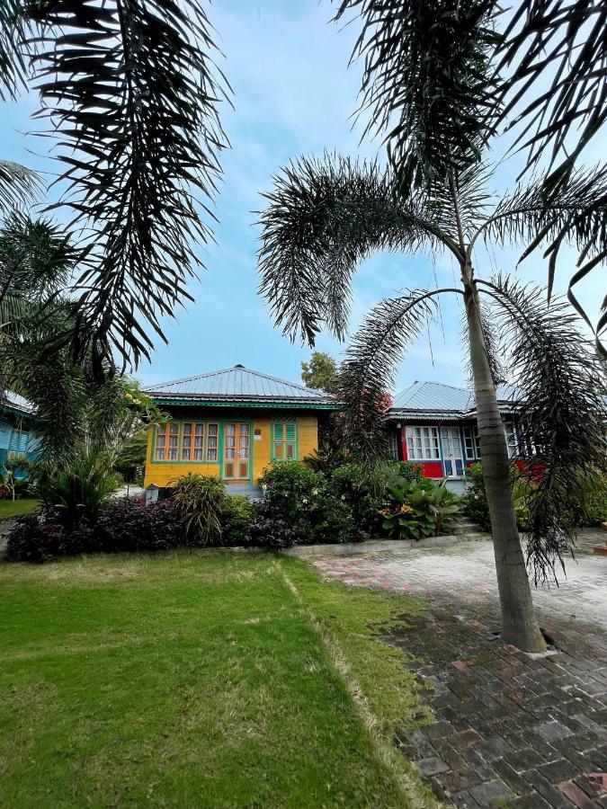 รอค แอนด์ เรค ไดฟ์ รีสอร์ต Hotel Tanjungbinga ภายนอก รูปภาพ