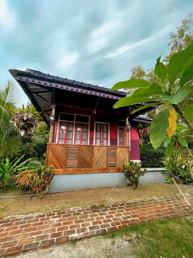 รอค แอนด์ เรค ไดฟ์ รีสอร์ต Hotel Tanjungbinga ภายนอก รูปภาพ